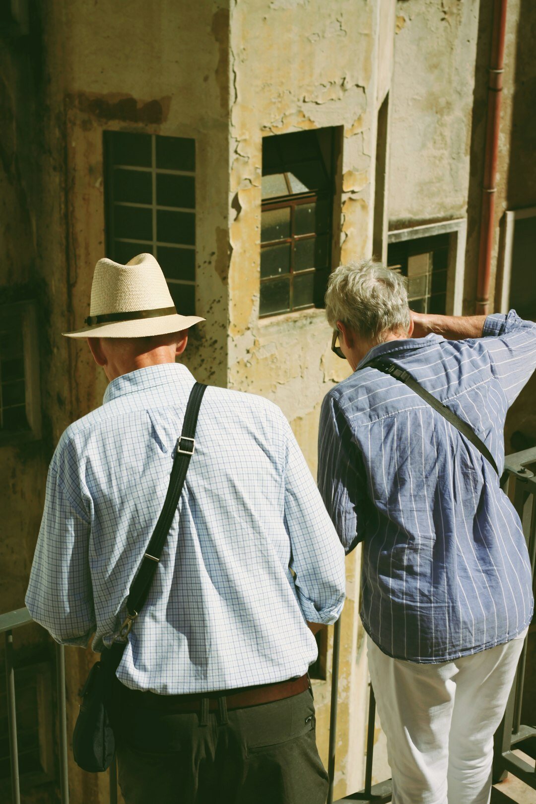 elderly couple exploring city